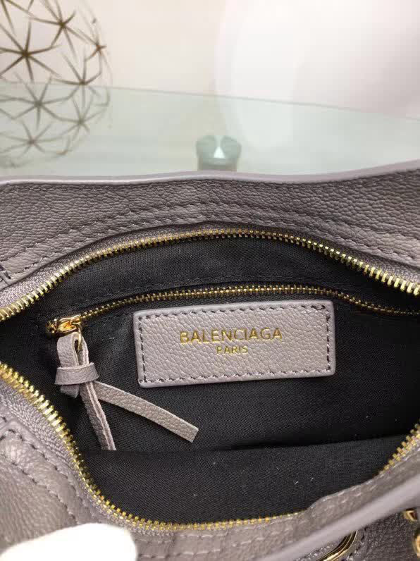 BALENCIAG巴黎世家 原版義大利進口山羊皮 小金釘 單肩斜挎包  BL1127